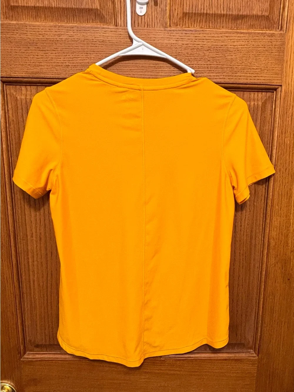 DSG Girls Movement Tee in Gold Heather. Sz L. NWT